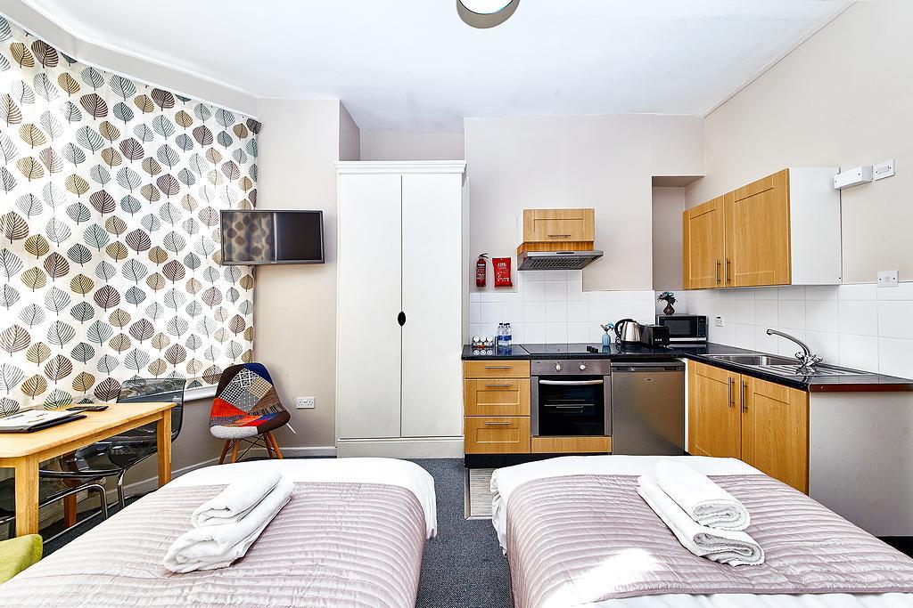 United Lodge Hotel And Apartments Londra Exterior foto
